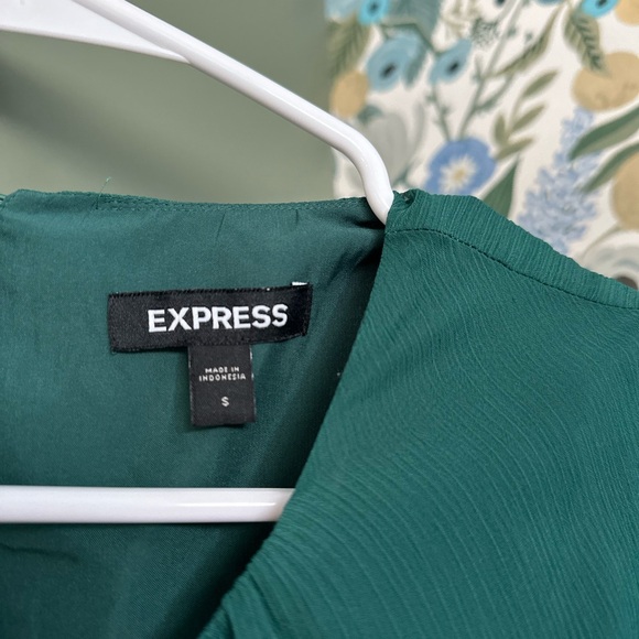 EXPRESS Long Sleeve Tie Waist Tiered Ruffle Fit And Flare Dress Small Green - Picture 6 of 14